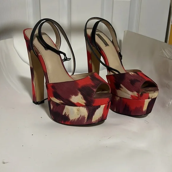Shoemint Bianca Platform Heels - Picture 2 of 7